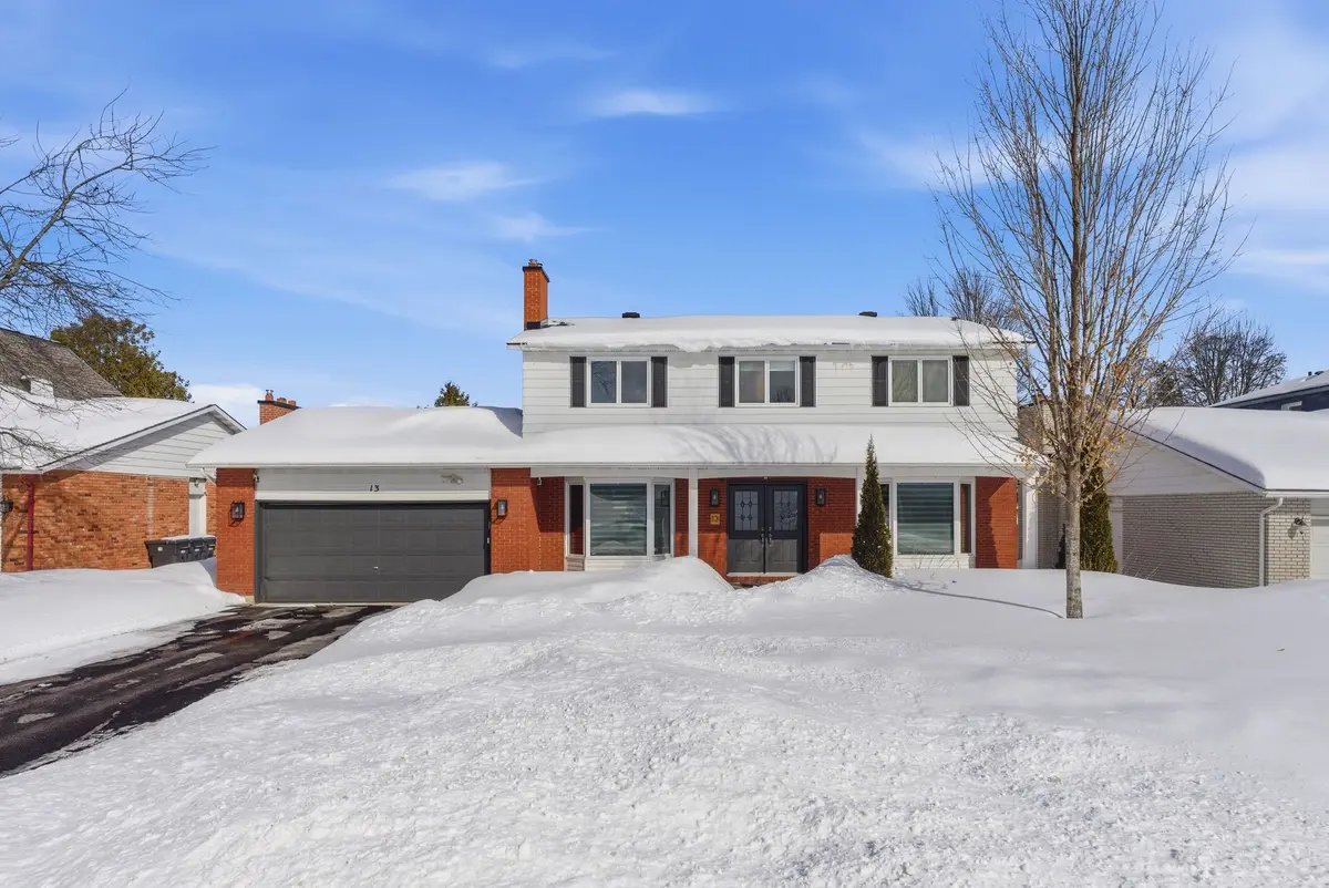 13 Weatherwood CRES, Country Place - Pineglen - Crestview And Area, ON K2E 7C5