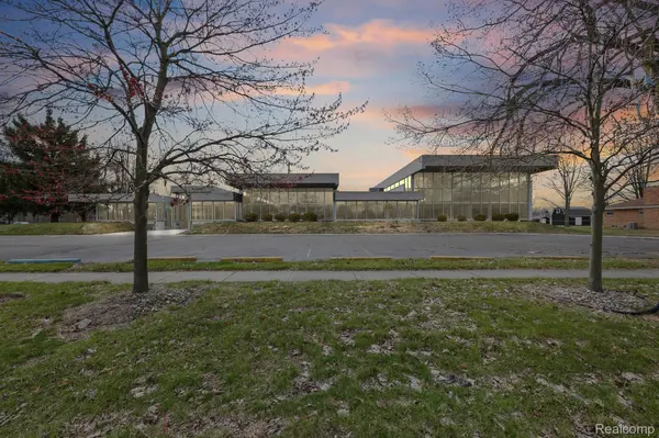 25185 GODDARD RD, Taylor, MI 48180