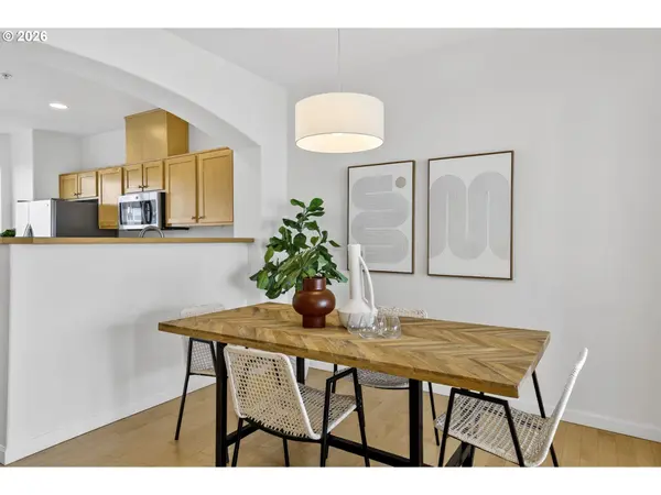 15320 SW WARBLER WAY #104, Beaverton, OR 97007