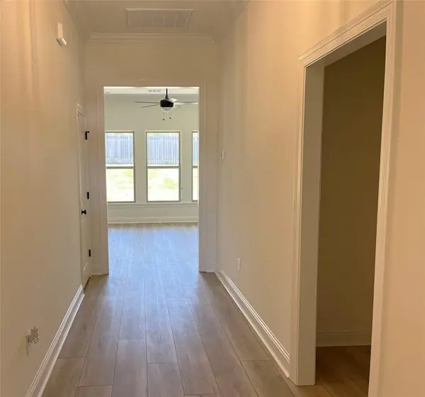 646 HILLTOP Circle, Shreveport, LA 71107