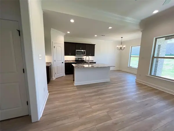 646 HILLTOP Circle, Shreveport, LA 71107