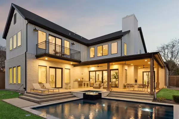 Dallas, TX 75214,1811 Bermuda Street