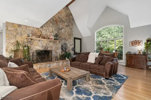 7 Gap View Dr, Blairstown Twp., NJ 07825