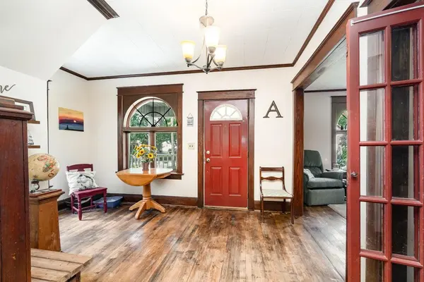 217 W End ST, Alma, MI 48801