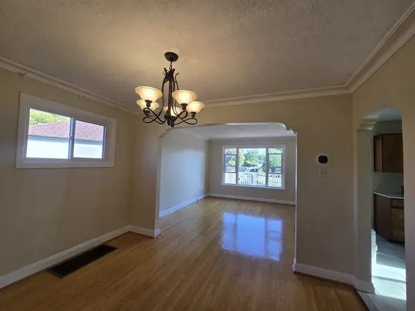 15 Princemere CRES, Toronto E04, ON M1R 3W8