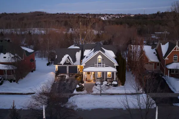 54 North Riverdale DR, Caledon, ON L7C 3K3