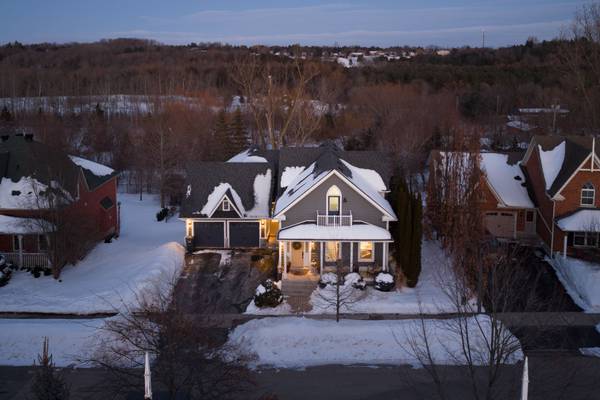 54 North Riverdale DR, Caledon, ON L7C 3K3