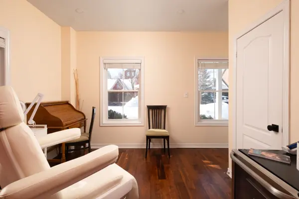 54 North Riverdale DR, Caledon, ON L7C 3K3