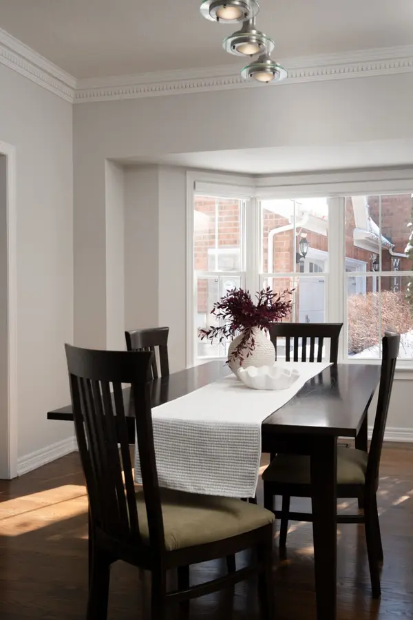 54 North Riverdale DR, Caledon, ON L7C 3K3