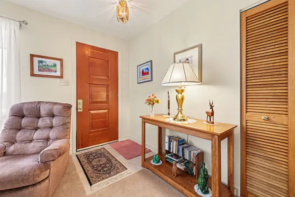 990 Harkness AVE, Billings Bridge - Riverside Park And Area, ON K1V 6P2