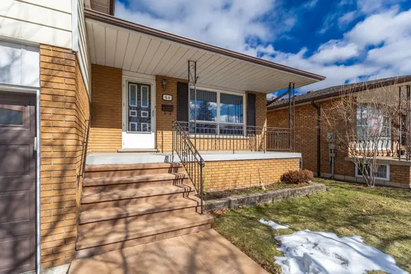 64 Neil AVE, Hamilton, ON L8G 2N2