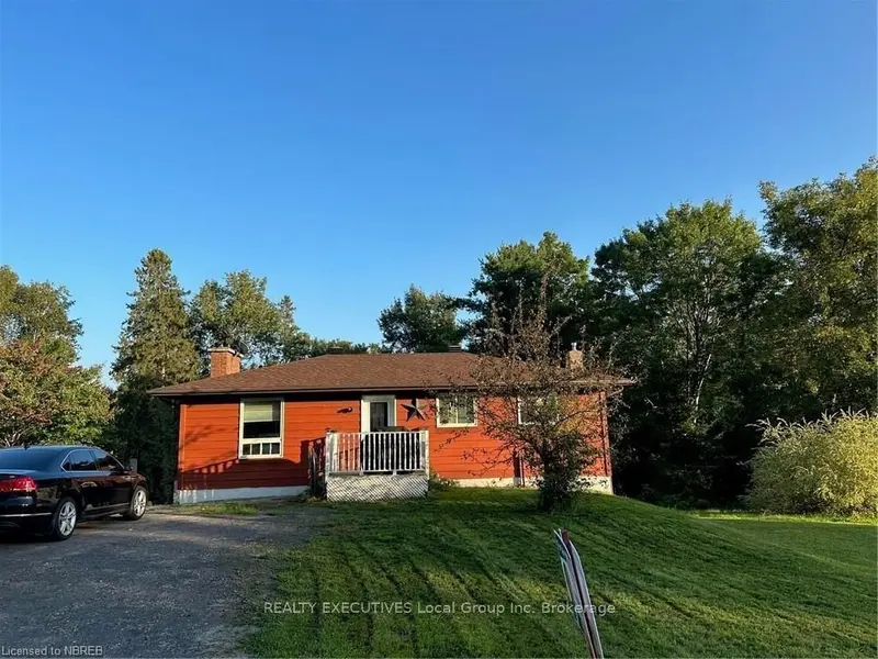 1372 VILLAGE RD, East Ferris, ON P0H 1B0