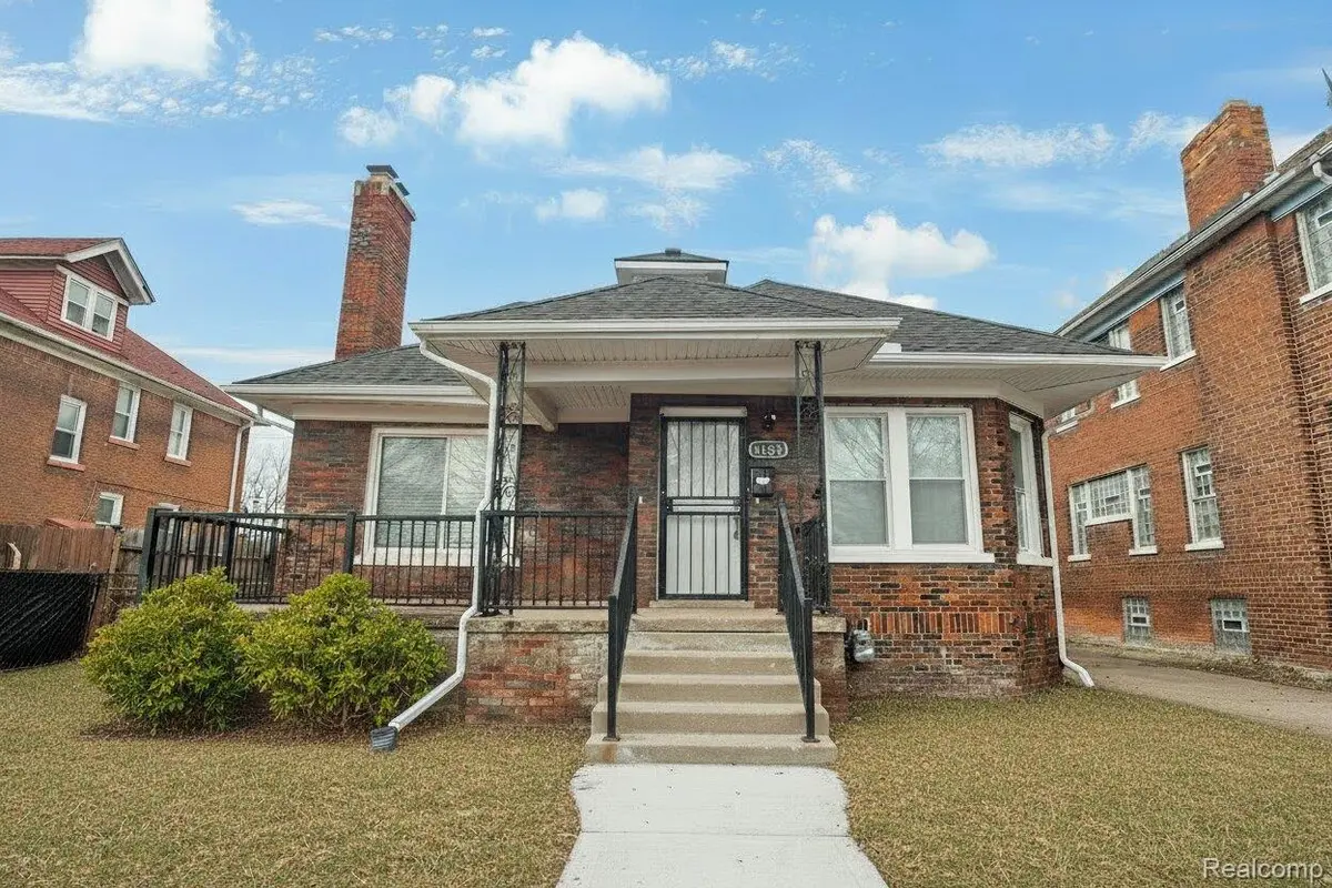 4134 Lakewood, Detroit, MI 48215