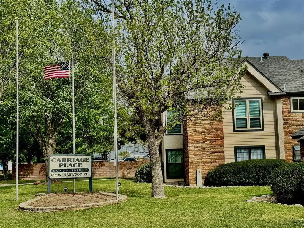 827 W Harwood Road #D, Hurst, TX 76054