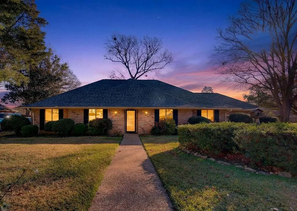 1111 Hillside Drive, Athens, TX 75751