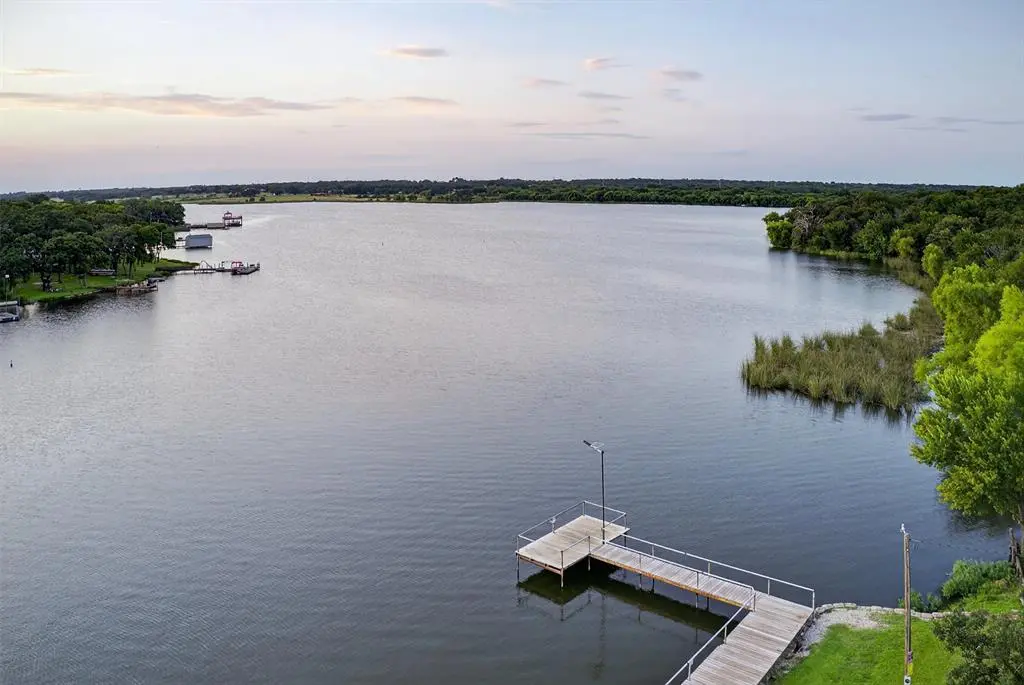 318 Boone Street, Alvarado, TX 76009