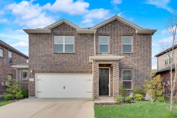 1816 Tomahawk Trail,  Aubrey,  TX 76227