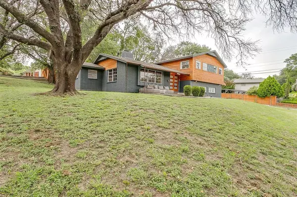 Fort Worth, TX 76116,6609 Genoa Road