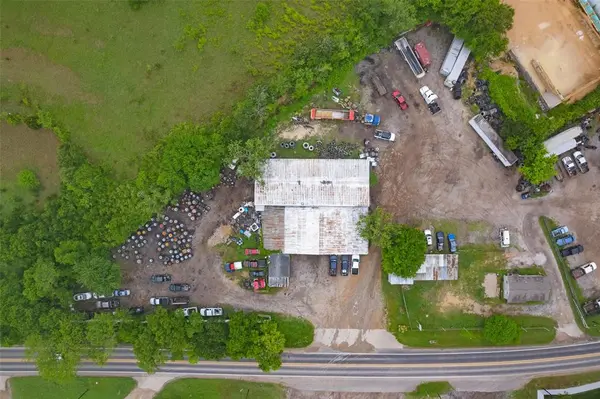 316 Howard Road, Waxahachie, TX 75165