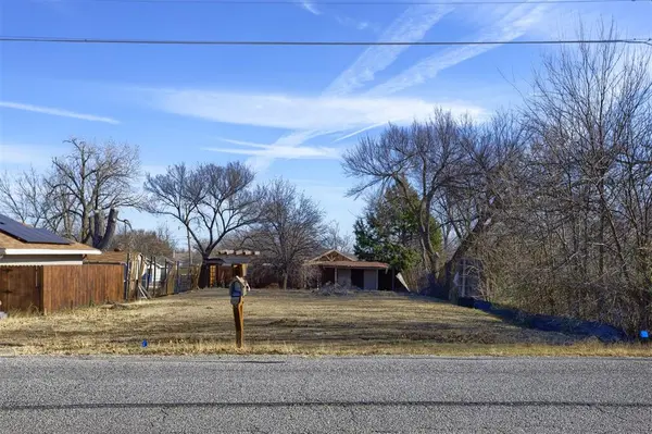2407 3rd Street,  Sachse,  TX 75048