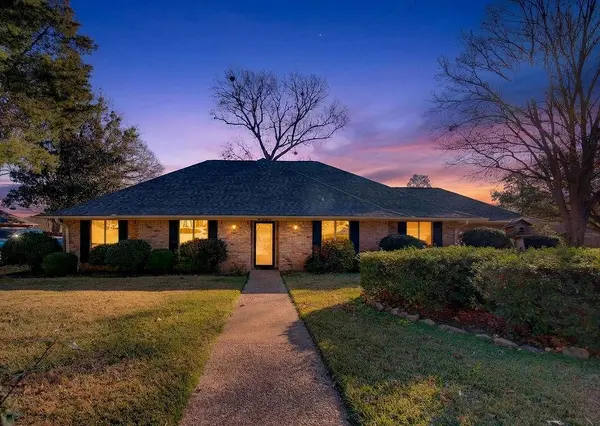 1111 Hillside Drive,  Athens,  TX 75751