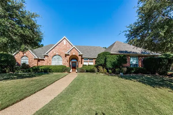700 Essex Court, Southlake, TX 76092