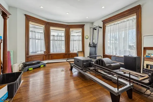 96 Park St, Montclair Twp., NJ 07042