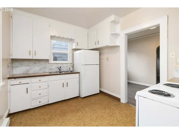 646 23rd AVE, Longview, WA 98632