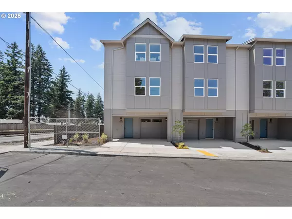 Portland, OR 97233,15137 E Burnside ST