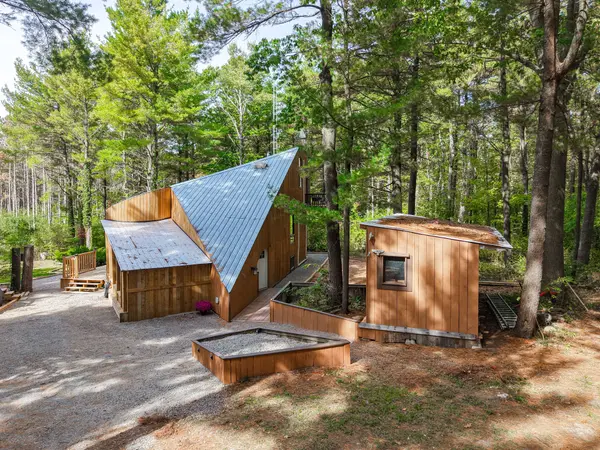 S695 Durham Rd 13 RD, Brock, ON L0C 1H0