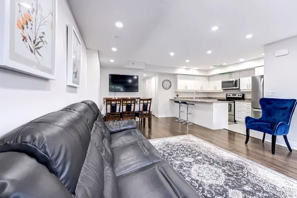 1 Blanche LN #801, Markham, ON L6B 1N3