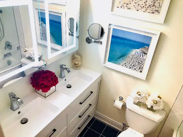 2185 Marine DR #105, Oakville, ON L6L 5L6