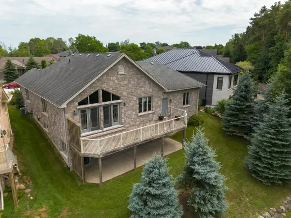 6 Glen Abbey CT, Meaford, ON N4L 1Y4