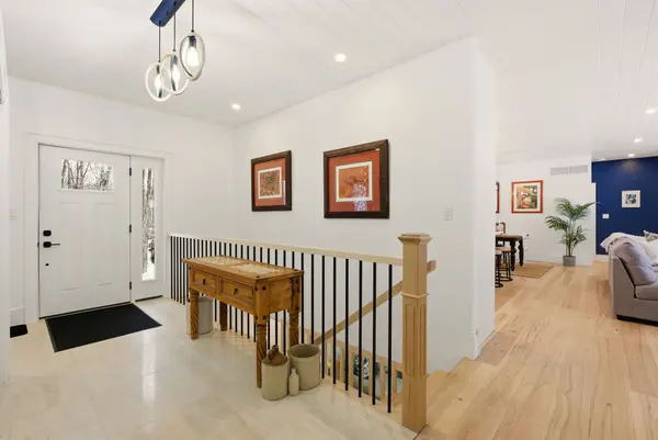 2435 Ravenscliffe RD, Huntsville, ON P1H 2J2