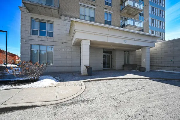 90 Landry ST #1906, Vanier And Kingsview Park, ON K1L 0A9