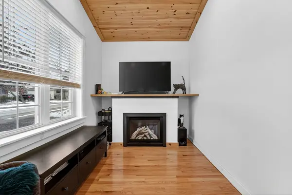 276 Elmwood AVE, Fort Erie, ON L0S 1B0