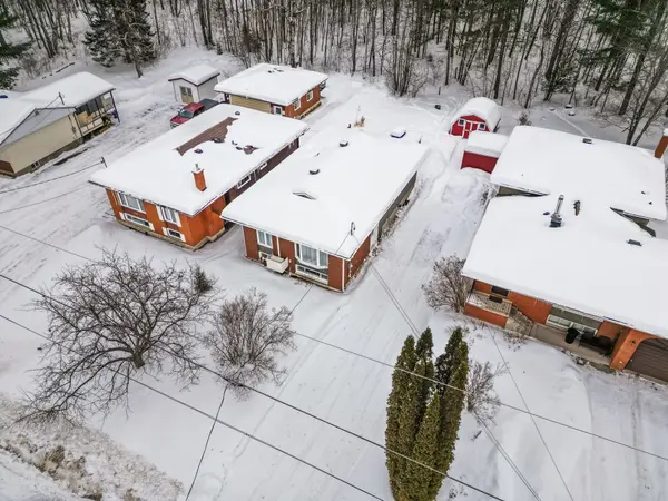 189 View ST, Callander, ON P0H 1H0