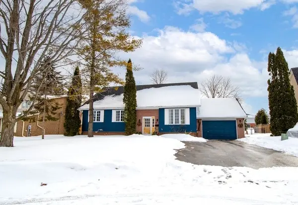 9 Don CT, Kawartha Lakes, ON K9V 5T1