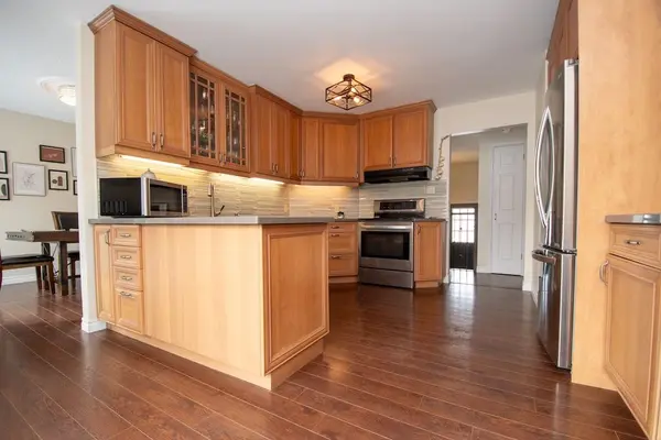 9 Don CT, Kawartha Lakes, ON K9V 5T1