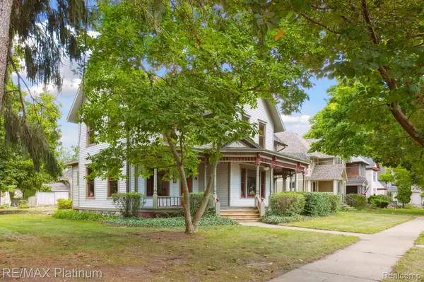 126 W Hanover ST, Marshall, MI 49068