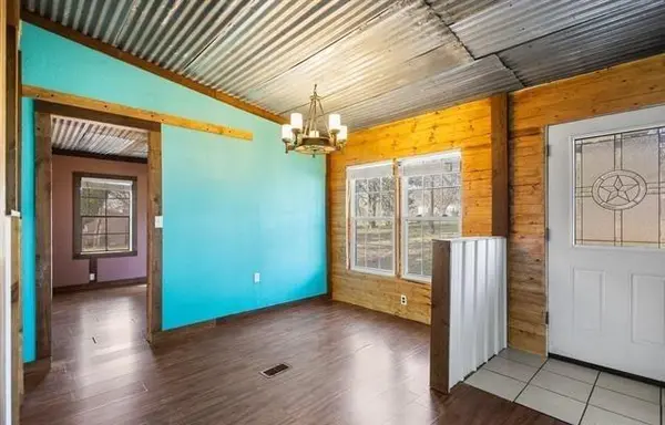 11867 Cherokee Way, Lindale, TX 75771