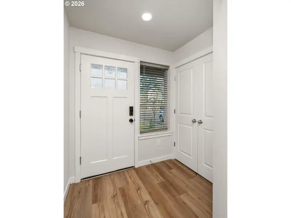 7052 SE FIR AVE, Portland, OR 97206