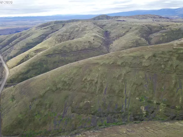 Dufur, OR 97021,J Hix Rd