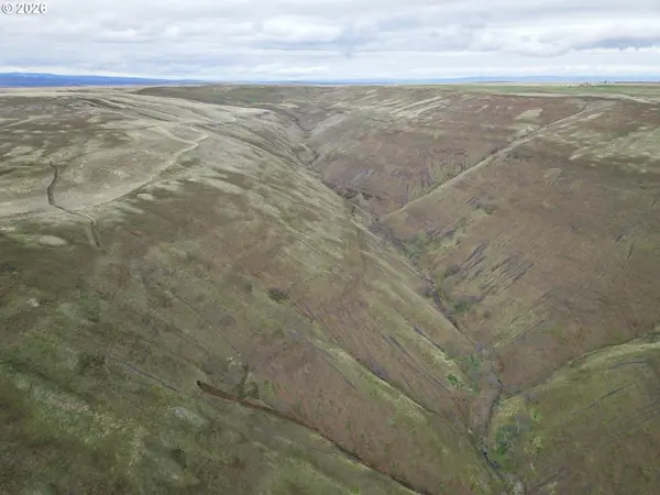 J Hix Rd, Dufur, OR 97021