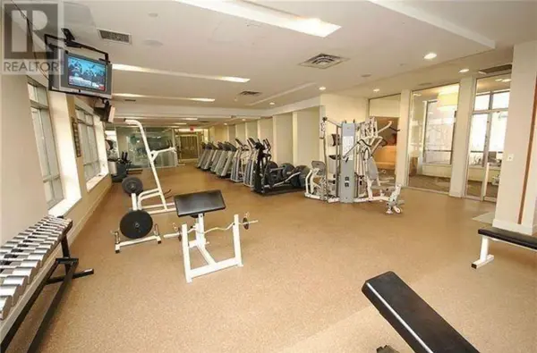 3888 Duke Of York BLVD #1229, Mississauga, ON L5B 4P5