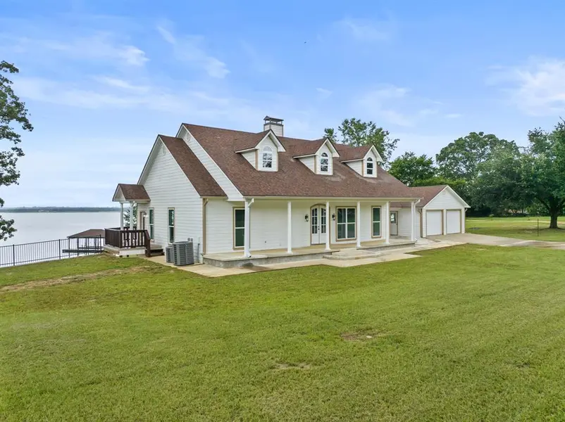 1930 CR 2320, Pittsburg, TX 75686