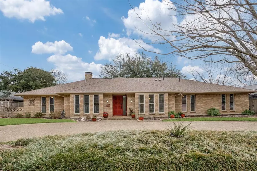 10656 Cox Lane, Dallas, TX 75229