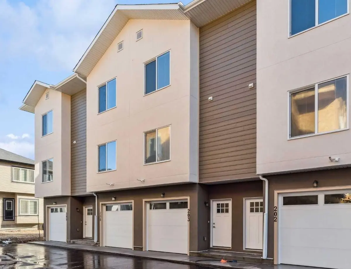 95 Saddlecrest CIR NE #204, Calgary, AB T3J0Z2