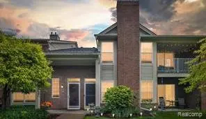 43431 Claremont Dr.  E DR E, Clinton Charter Township, MI 48038