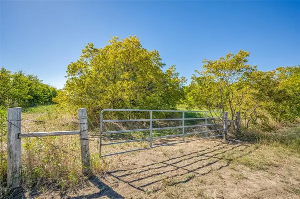 000 View Road, Sanger, TX 76266